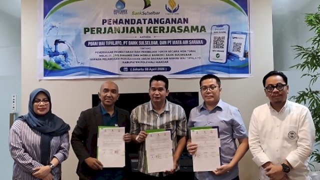 Bank Sulselbar Hadirkan QRIS dan Mobile Banking untuk Pelanggan PDAM Polman