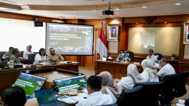 Menteri Kehutanan Dorong Percepatan Multiusaha Kehutanan untuk Perkuat Ekonomi Hutan Berkelanjutan