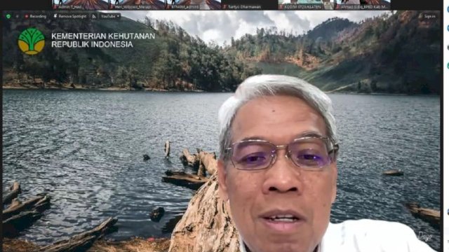 Hampir 1.000 partisipan (persisnya 987) orang hadir dalam Sarasehan Online yang bertajuk &ldquo;Membedah (Nasib) Pendakian Gunung Merapi&rdquo;.