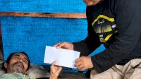 Tiga Tahun Lumpuh dan Tinggal di Gubuk, Dg Sangkala Dapat Bantuan dari Gubernur Andi Sudirman