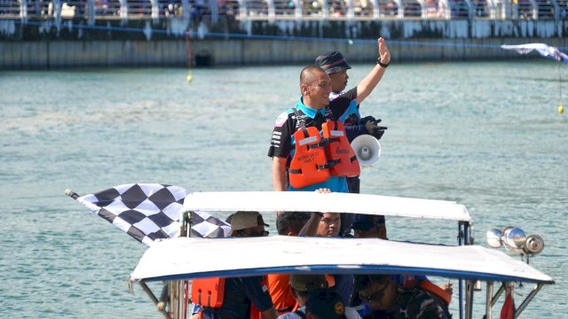 Lomba Perahu Naga, Bupati Ibas : Ajang Lestarikan Olahraga Tradisional
