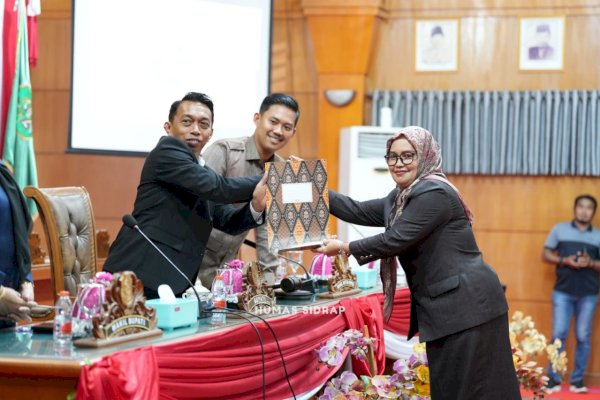 DPRD-Pemkab Sidrap Lanjutkan Pembahasan Empat Ranperda dalam Rapat Paripurna