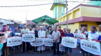 Gubernur Sulsel Salurkan Bantuan Sosial dan Rehabilitasi Rumah Korban Kebakaran Jalan Sultan Alauddin III
