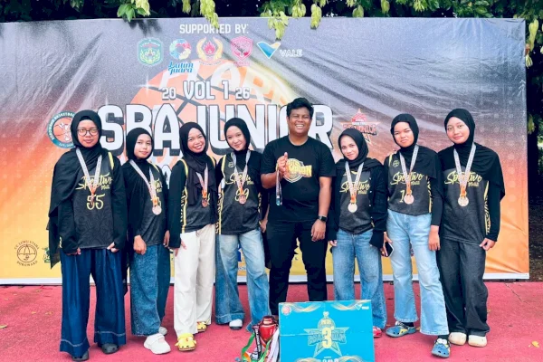 Tim Basket Putri SMPN 2 Malili Harumkan Nama Luwu Timur di IBB SBA Junior