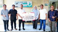 Tinjau Lokasi Kebakaran, Andi Sudirman Serahkan Bantuan Rp1 Miliar untuk RSUD Syekh Yusuf