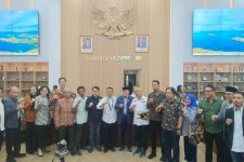 Komisi VI DPR RI Kawal Ketat Moratorium Semen : Investasi Tak Boleh Langgar Hukum dan Tata Ruang