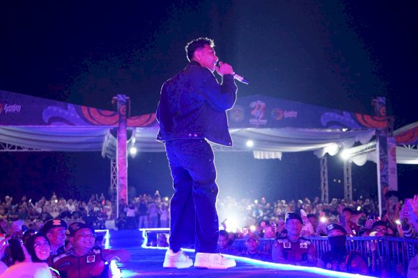 Spektakuler! Juan Reza Sukses Guncang Panggung Malam Hiburan Artis