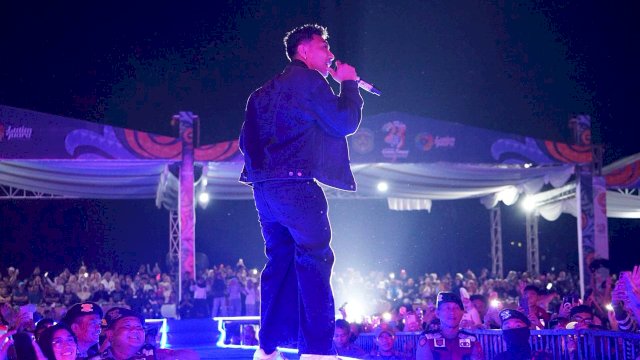 Spektakuler! Juan Reza Sukses Guncang Panggung Malam Hiburan Artis