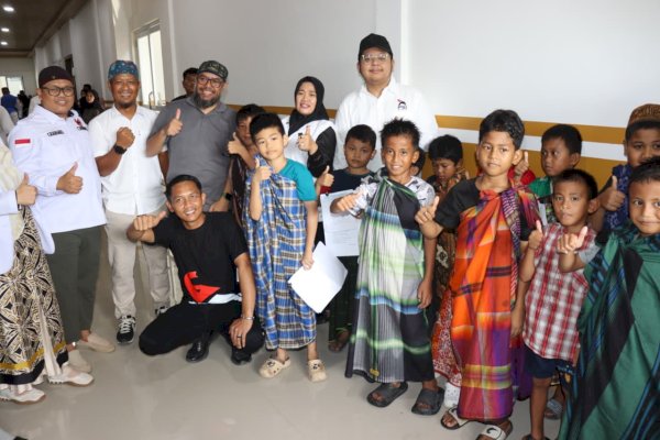 PSI Sulsel Hadir untuk Masyarakat, Ratusan Anak Ikut Sunatan Massal Gratis di Sidrap