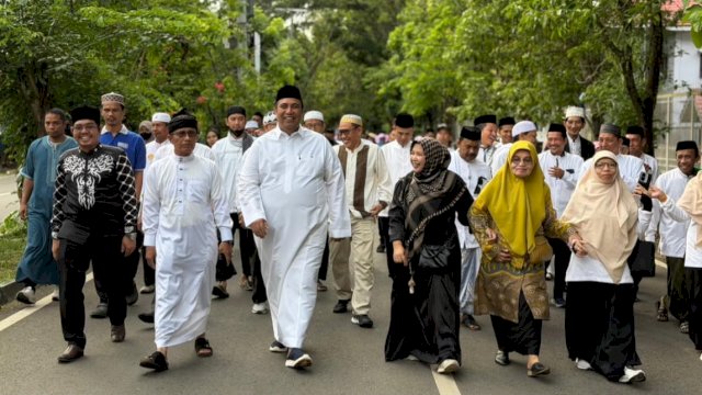 Bupati Chaidir Syam Pimpin Pawai 1 Muharram, Ajak Warga Doakan Keberkahan Maros