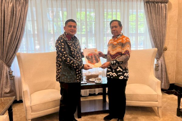 BPS Mulai Pendataan Door to Door, Wali Kota Makassar Jadi Responden Pertama