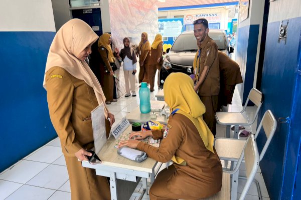 Kadisdik Makassar Turun Langsung Pantau SPMB Domisili, Tegaskan Seleksi Transparan dan Akuntabel