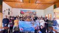 Perkuat Solidaritas, SMA Islam Athirah Bukit Baruga Gelar Employee Gathering di Pantai Bira