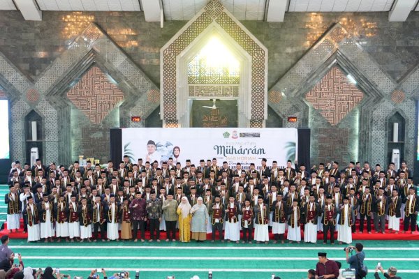 Munafri Lantik 153 Imam Kelurahan, Akan Dapat Insentif dan Perlindungan BPJS Ketenagakerjaan