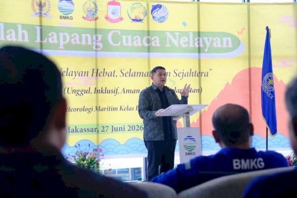 Perkuat Keselamatan Nelayan, Wali Kota Makassar Buka Sekolah Lapang Nelayan