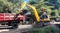 Usai Penertiban PKL, Dinas PU Makassar Kebut Perbaikan Drainase dan Trotoar di Mariso