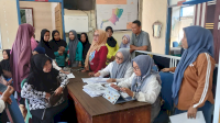 Rumah Layanan Warga Diserbu Masyarakat, Program Bupati Daeng Manye Permudah Akses Pelayanan Publik