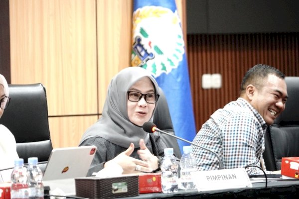 Panggil Disdik, Komisi E DPRD Sulsel Minta Surat Pengunduran Diri Kepala Sekolah Dihentikan