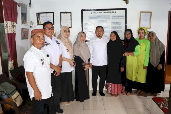 Dari Abon Ikan hingga Kerajinan Kerang, Wali Kota Tasming Hamid Saksikan Dampak Nyata Program SRIKANDI BERDAYA SRIKANDI