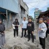 Keruk Drainase Dekat Pasar Labukkang, Wali Kota Turun Langsung Berdialog Dengan Warga