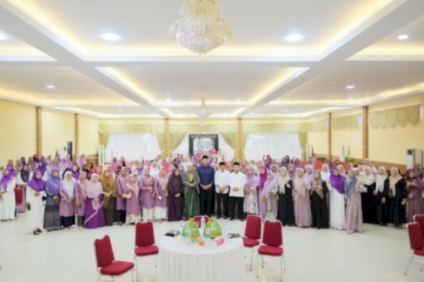 Bupati Bantaeng Uji Nurdin Janji Kembalikan Insentif Guru PAUD