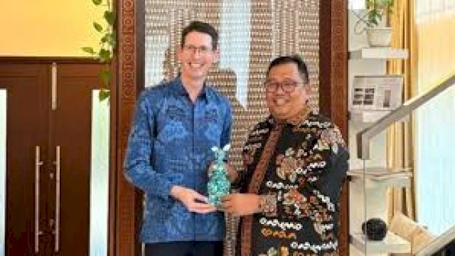 Bupati Daeng Manye dan Konjen Australia Bahas Peluang Hilirisasi Rumput Laut dan Transformasi Digital