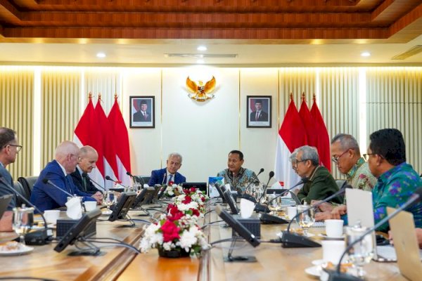 Wamenhut Terima Courtesy Call Tokoh Global, Bahas Pembiayaan Inovatif Taman Nasional dan Konservasi Spesies Ikonik