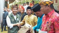 Menteri Kehutanan Serahkan 10 SK Hutan Adat dan Luncurkan Peta Jalan Percepatan 2025-2029