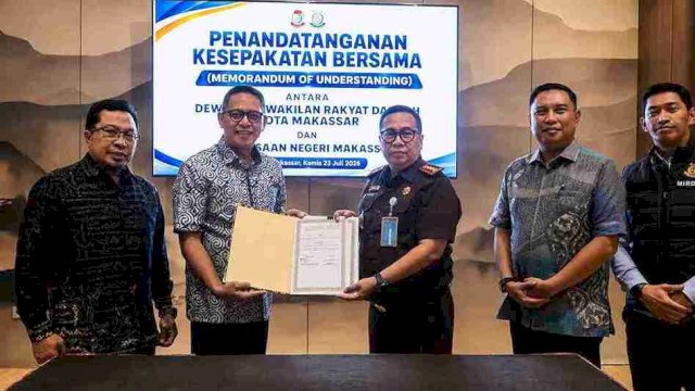 Ketua DPRD Makassar Supratman Perpanjang Kerja Sama dengan Kejari.