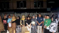 Wabup Sidrap Nurkanaah Salurkan Santunan Korban Kebakaran di Baranti