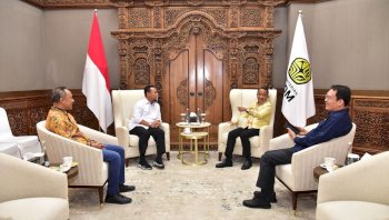 Gubernur Sulsel Audiensi dengan Menteri ESDM Bahas Program Listrik Desa dan Kebutuhan BBM Kepulauan