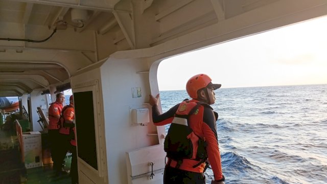 KM Nurul Salsa Tenggelam, Gubernur Sulsel: Kita Bersama Basarnas Sudah Kerahkan Kapal