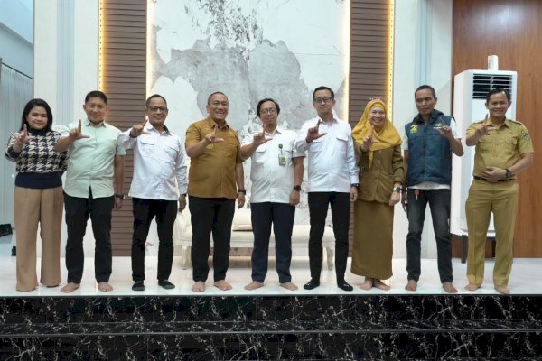Bupati Ibas Teken Komitmen Pembangunan Sanitasi 2026, Dukung Penuh Program Lutim Juara