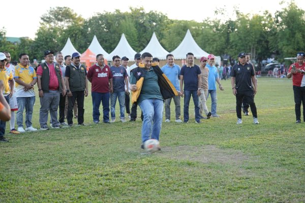 Wali Kota Makassar Munafri Arifuddin Resmi Buka Turnamen Sepak Bola Walikota Cup 2026