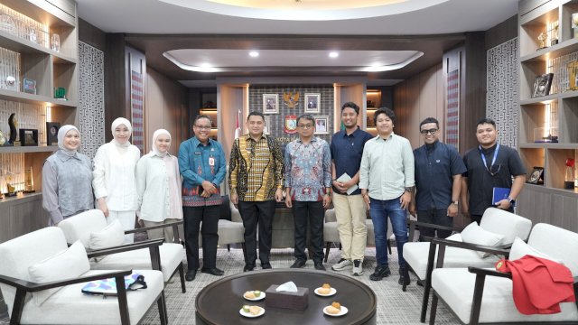 Wali Kota Makassar Munafri Arifuddin, saat menerima kunjungan tim dosen dari Universitas Hasanuddin (Unhas) yang tengah melakukan penelitian mengenai Reclaiming Public Space atau pengembalian fungsi ruang publik melalui penataan PKL di Kota Makassar.