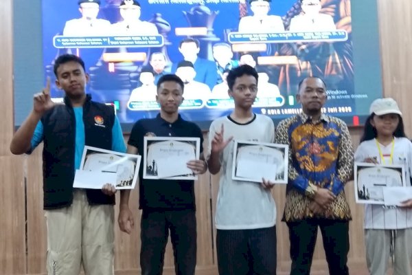 Catur Luwu Timur Bersinar, Satya Sakti dan Haji Rahman Persembahkan Dua Emas
