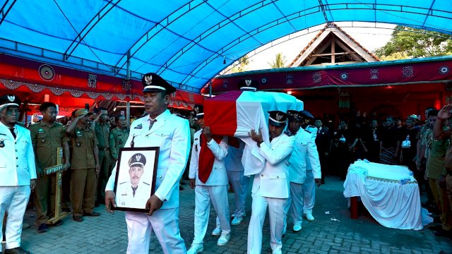 Luwu Timur Berduka, Kades Rinjani Wafat-Ahli Waris Terima Santunan BPJS Rp135 Juta