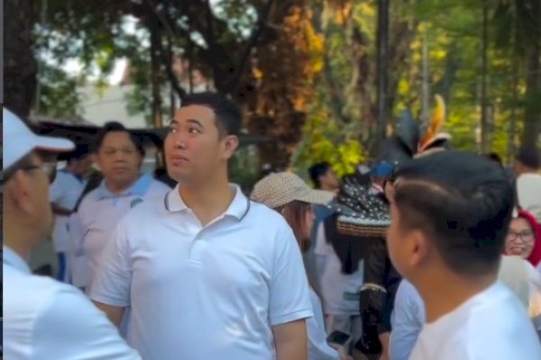 Bupati Yusran dan Ketua TP PKK Pangkep Ramaikan Jalan Santai Anti Mager di Makassar