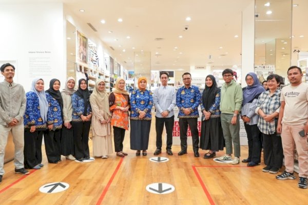 Wawali Makassar Hadiri Peresmian UNIQLO Neighborhood Collaboration, Dorong UMKM Lokal Tembus Pasar Nasional