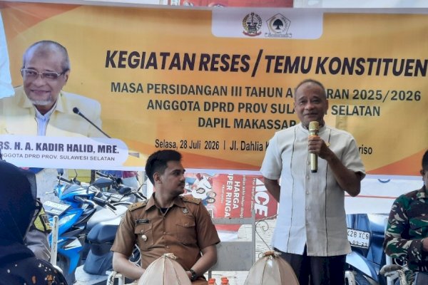 Kadir Halid Terima Aspirasi Warga Mariso, Soal Desil Bansos hingga Akses SMA Negeri