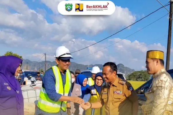 Bupati Pangkep Yusran Lalogau Dampingi Gubernur Sulsel Tinjau Rehabilitasi Irigasi Leang Lonrong