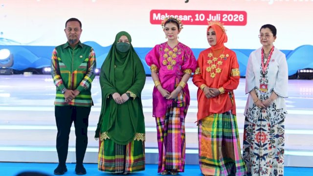 Gubernur Apresiasi Ketua Dekranas Pilih Sulsel Jadi Tuan Rumah Syukuran Dekranas ke-46 dan HKG PKK ke-54