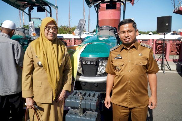 Tasming Hamid: Bantuan Alsintan dari Pemerintah Jadi Energi Baru Perkuat Ketahanan Pangan di Parepare