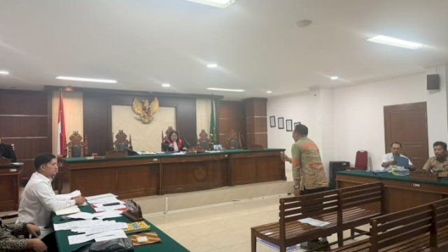 Praperadilan PN Makassar Batalkan Status Tersangka.