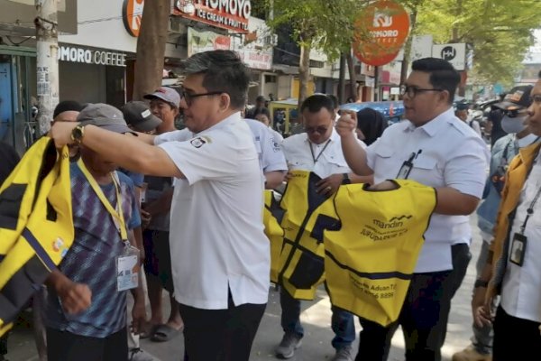 PD Parkir Makassar Percepat Digitalisasi, Parkiran di Boulevard Mulai Bayar Pakai QRIS