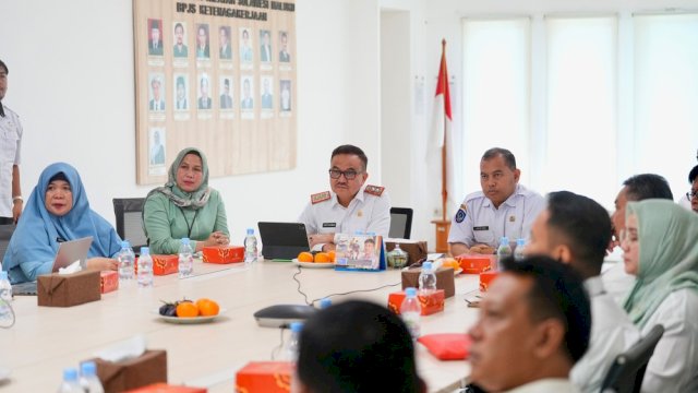 Sekda Sulsel Jufri Rahman.