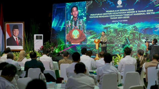 Menteri Kehutanan (Menhut), Raja Juli Antoni.