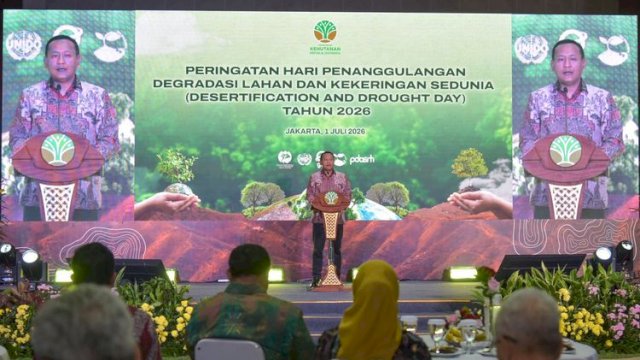 Wakil Menteri Kehutanan (Wamenhut), Rohmat Marzuki, pada acara puncak Peringatan Hari Penanggulangan Degradasi Lahan dan Kekeringan Sedunia (Desertification and Drought Day/DDD) 2026.