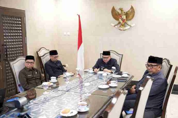Wali Kota Munafri Bawa Penguatan Pengelolaan Aset Daerah ke Rapat Paripurna DPRD Makassar