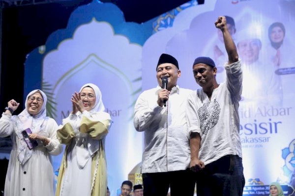 Wali Kota Makassar Ajak Warga Jadikan Rasulullah Teladan di Maulid Akbar Pesisir